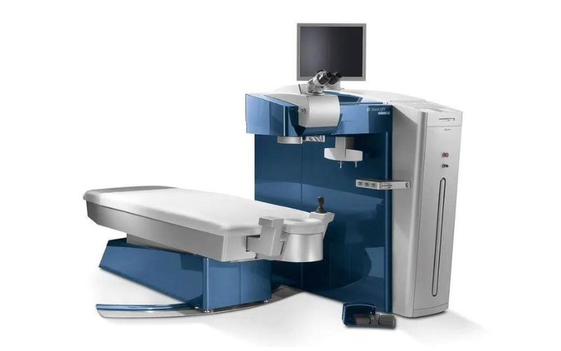 Ексимерний лазер WaveLight EX500 | Lviv Medical Center | Львів Медікал Центр | ЛМЦ